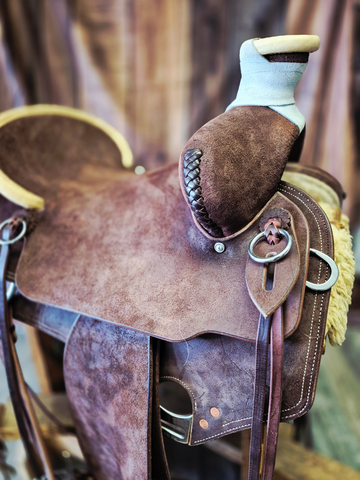 16" Chocolate Roughout Rancher