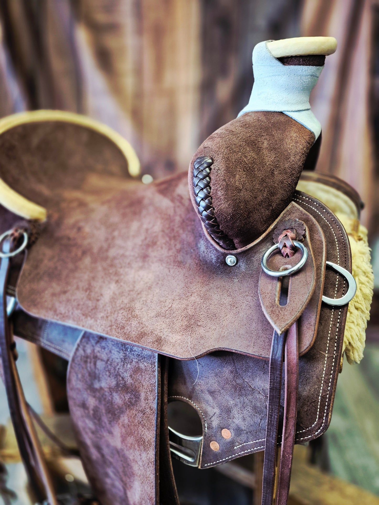 16" Chocolate Roughout Rancher