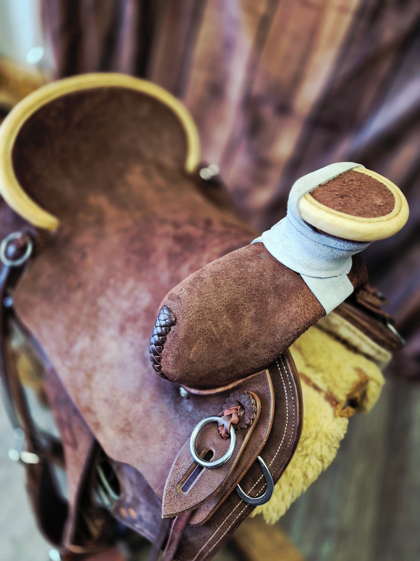 16" Chocolate Roughout Rancher