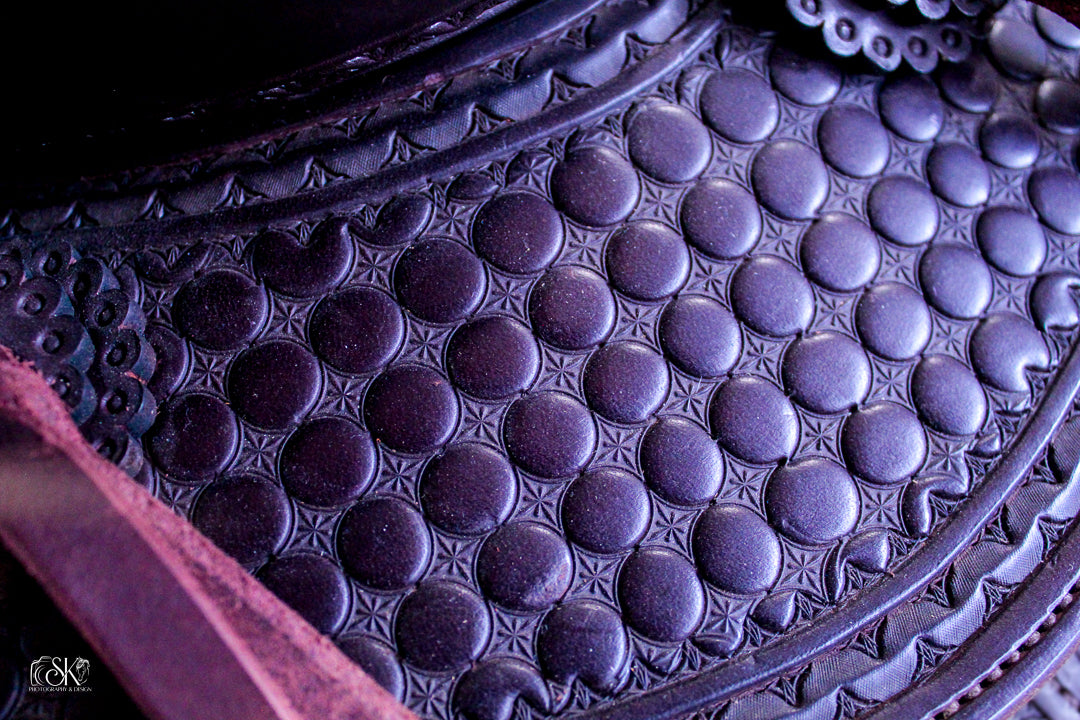 HORSES WESTERN SADDLE
